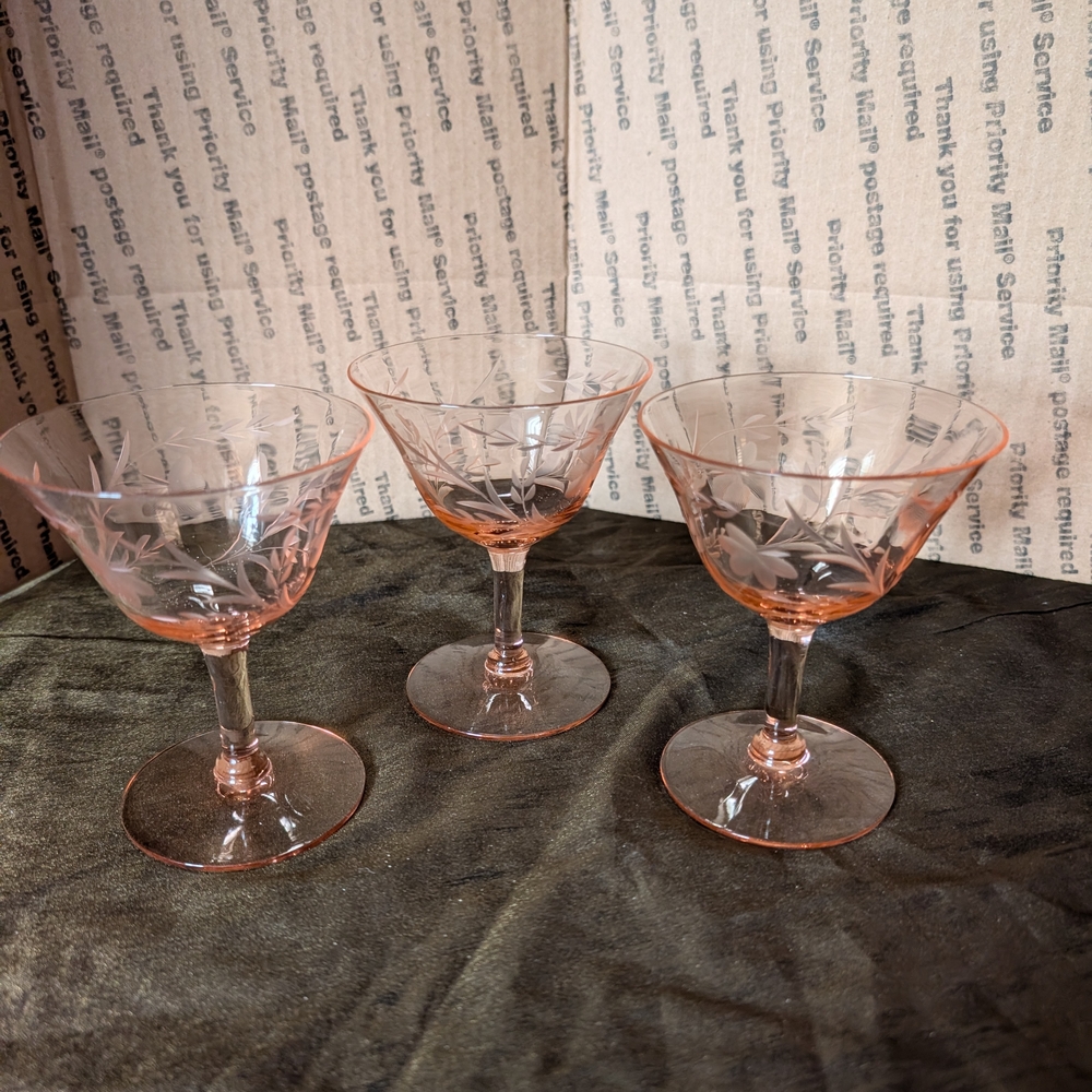 Vintage Pink Etched Cordial 3 Glass Set